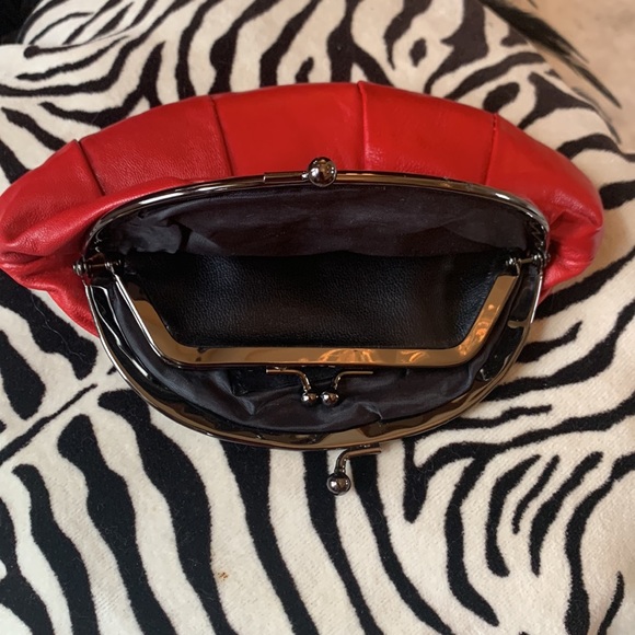 It’s Magic Studio Santa barbara vintage red leather large coin purse 7.5”x5” - Picture 10 of 12